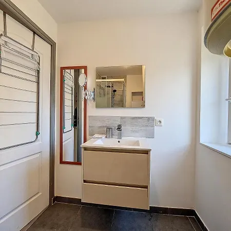 Joli Le Rosa Bonheur, Proche De La Gare *